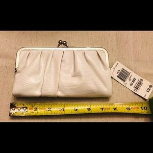 *NWT* STYLE&CO *WHITE WALLET/CLUTCH